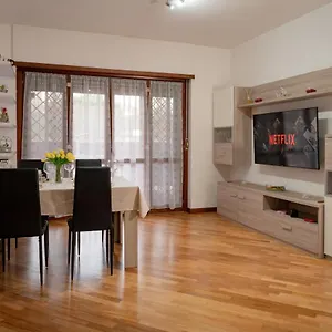 Leonardo Relax Apartment
