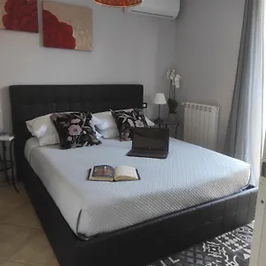 Dreams House Paola-luxury Near Airport Apartment