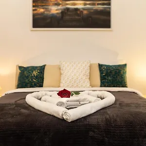 Diana Apartment