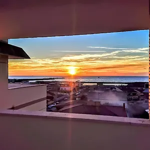 Vuel Sea View House -10 Minutes From The Airport Апартаменты