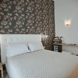 מלון Castrichella Boutique Rome Airport, פיומיצ'ינו