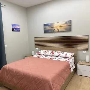 Fix Fco Apartment